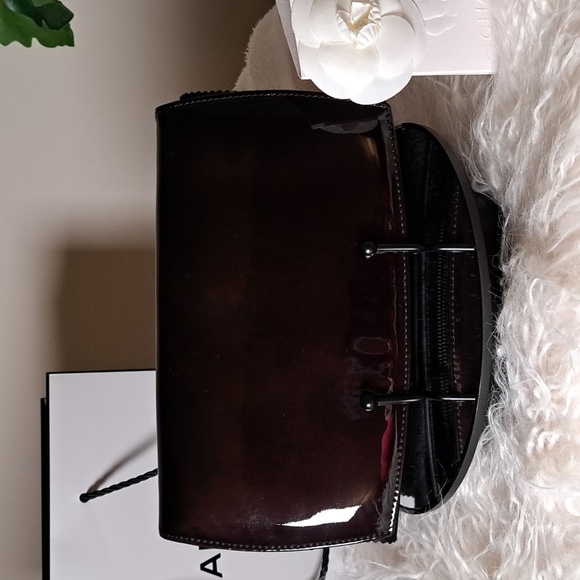 CHANEL Patent Trousse Maquil Clutch Wallet Black Like New - Picture 7 of 17